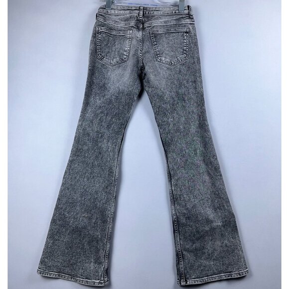 Divided By H&M Flare Leg Jeans Womens Size 6 Acid Wash Low Rise Stretch Gray - Picture 2 of 14